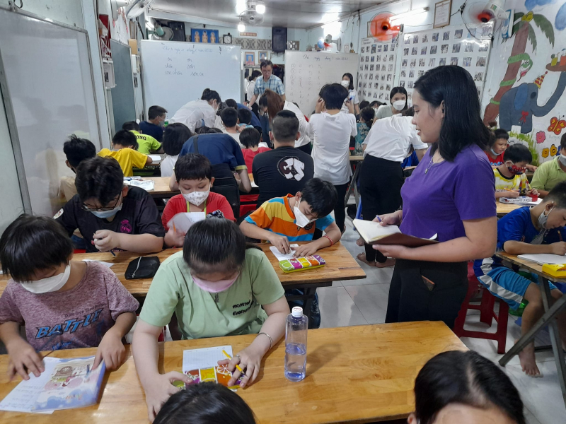 Lớp học tình thương Hòa Hảo nơi mang con chữ đến với trẻ em nghèo